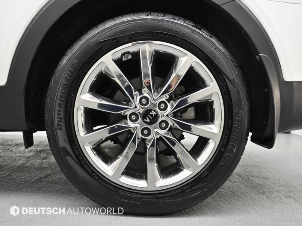 Kia Sorento — photo 05