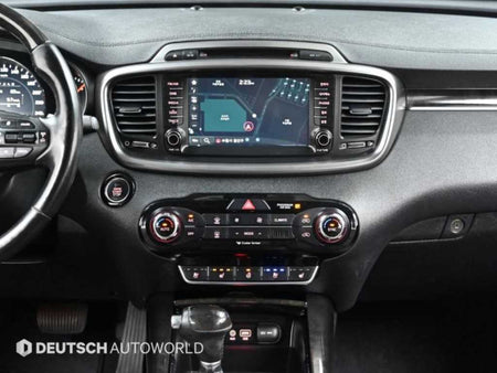 Kia Sorento — photo 14