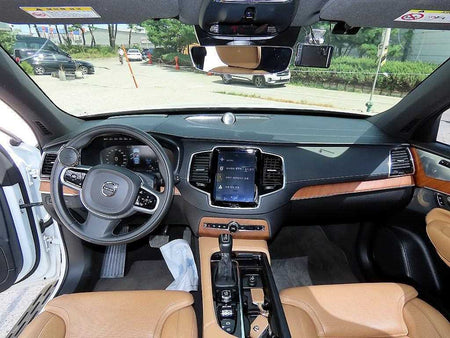 Volvo XC90 — photo 08
