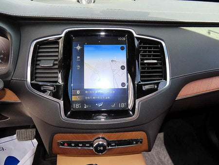 Volvo XC90 — photo 14