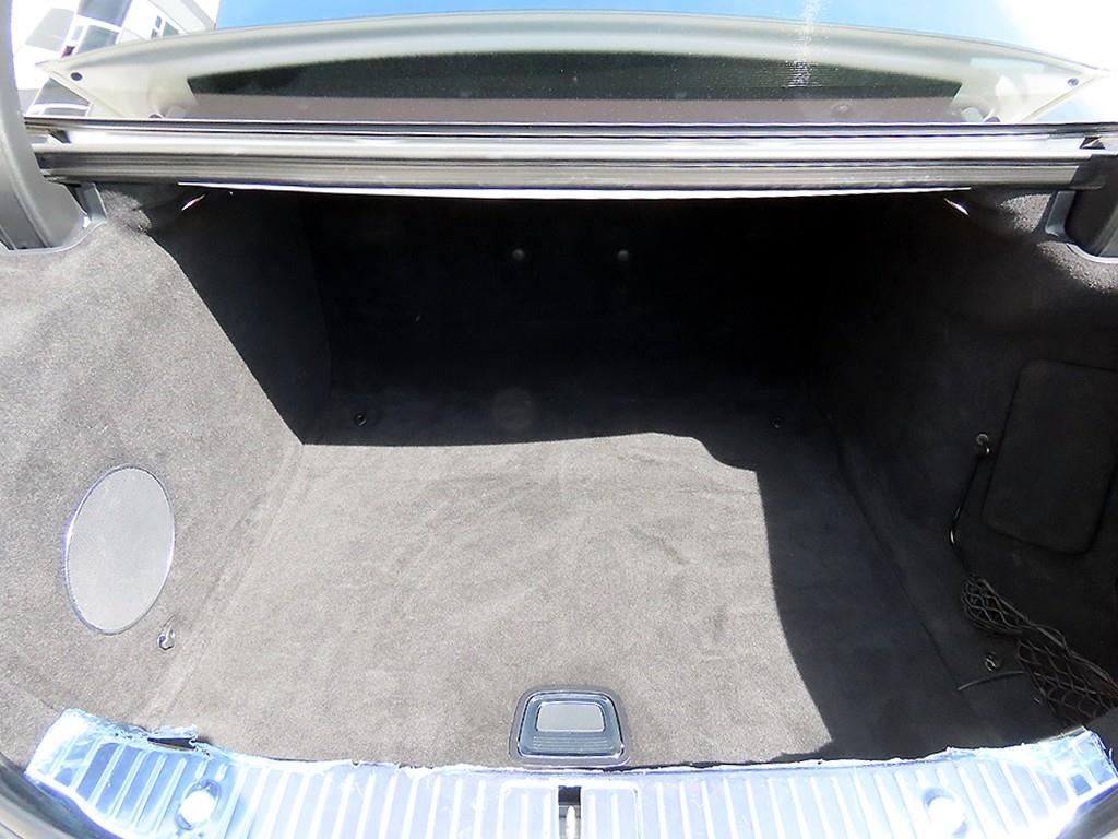 Mercedes-Benz S-Class — photo 16