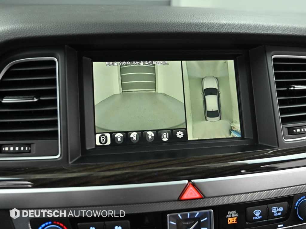 Genesis G80 — photo 15