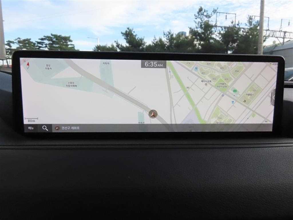 Genesis G80 — photo 14
