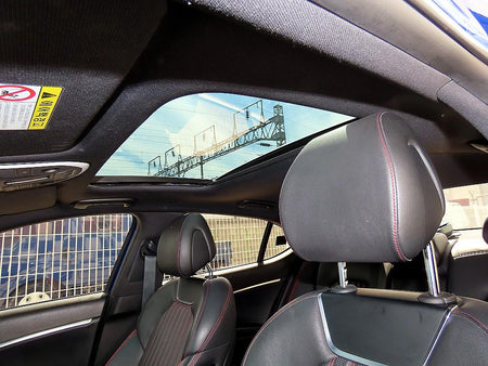 Genesis G70 — photo 17