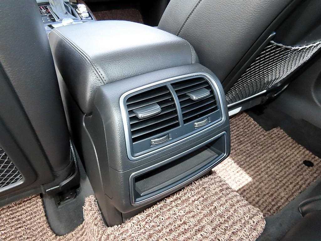 Audi A6 — photo 16