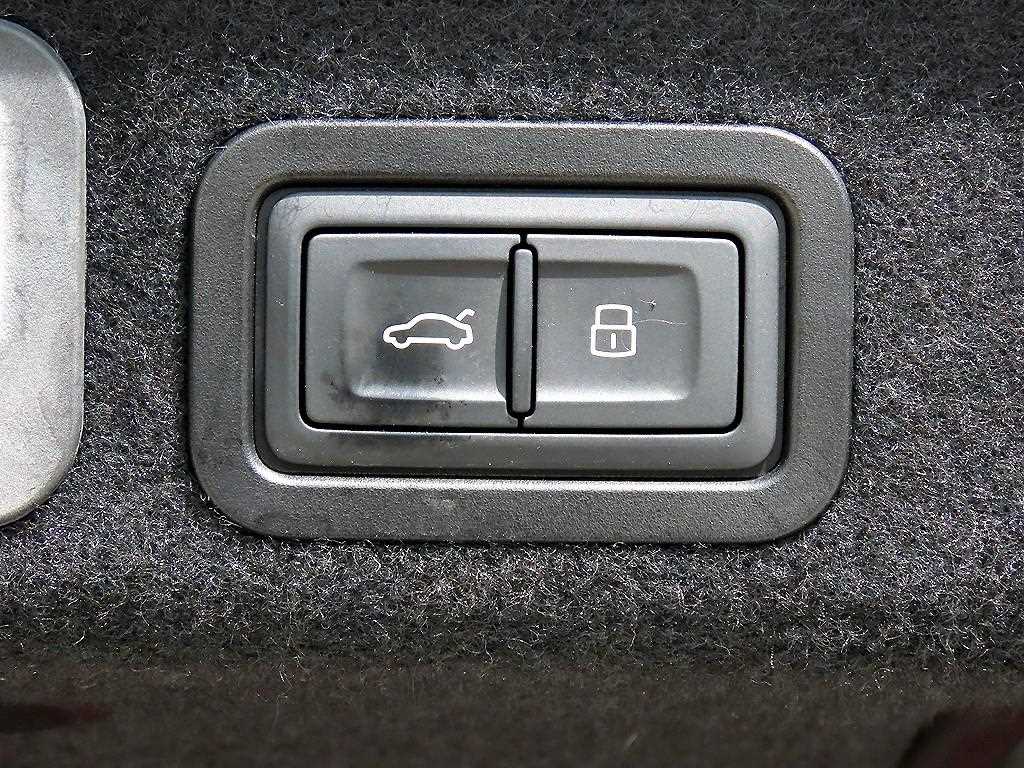 Audi A6 — photo 17