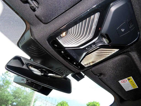 BMW 7-Series — photo 15
