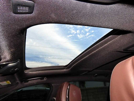 BMW 7-Series — photo 16