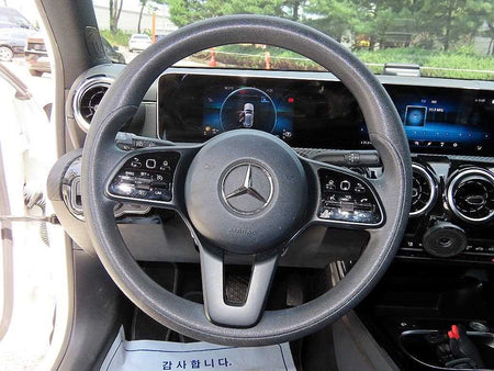 Mercedes-Benz A-Class — photo 08