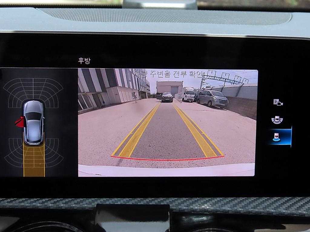 Mercedes-Benz A-Class — photo 15