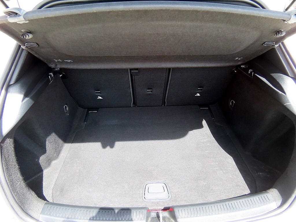 Mercedes-Benz A-Class — photo 17