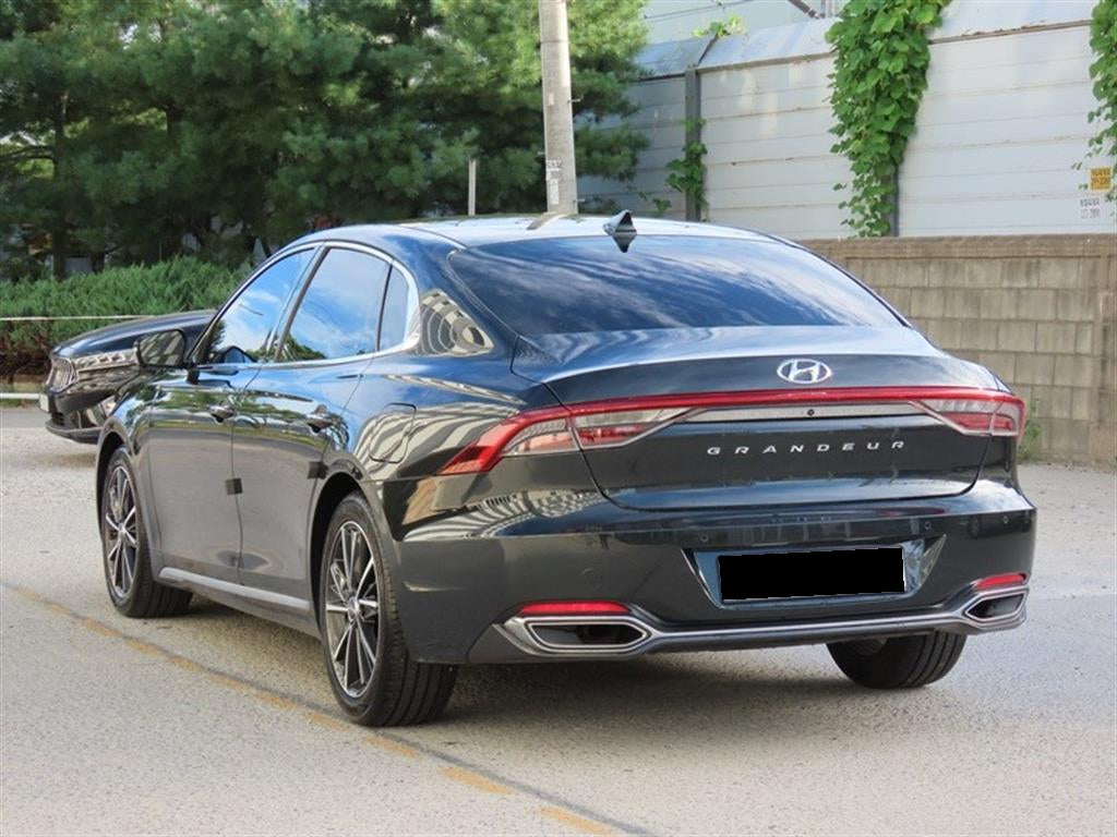 Hyundai Grandeur — photo 03