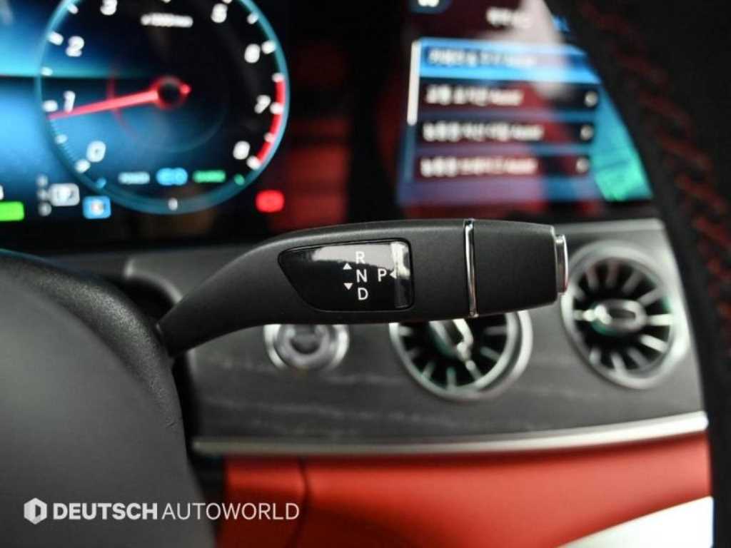 Mercedes-Benz AMG GT — photo 12