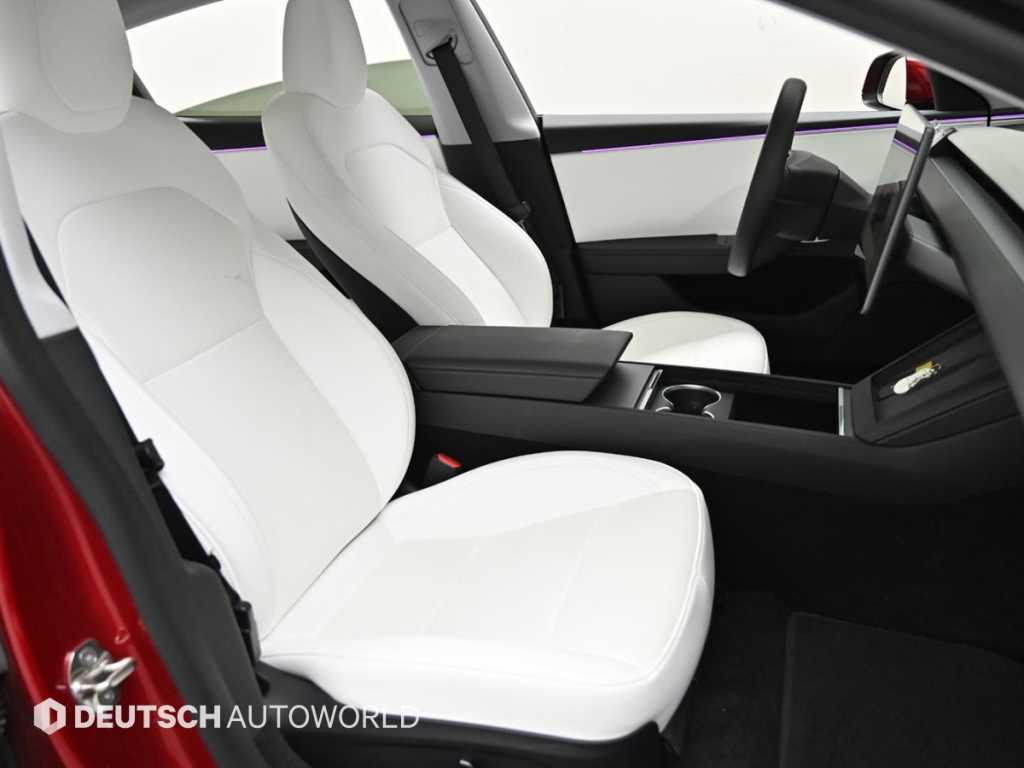 Tesla Model 3 — photo 10