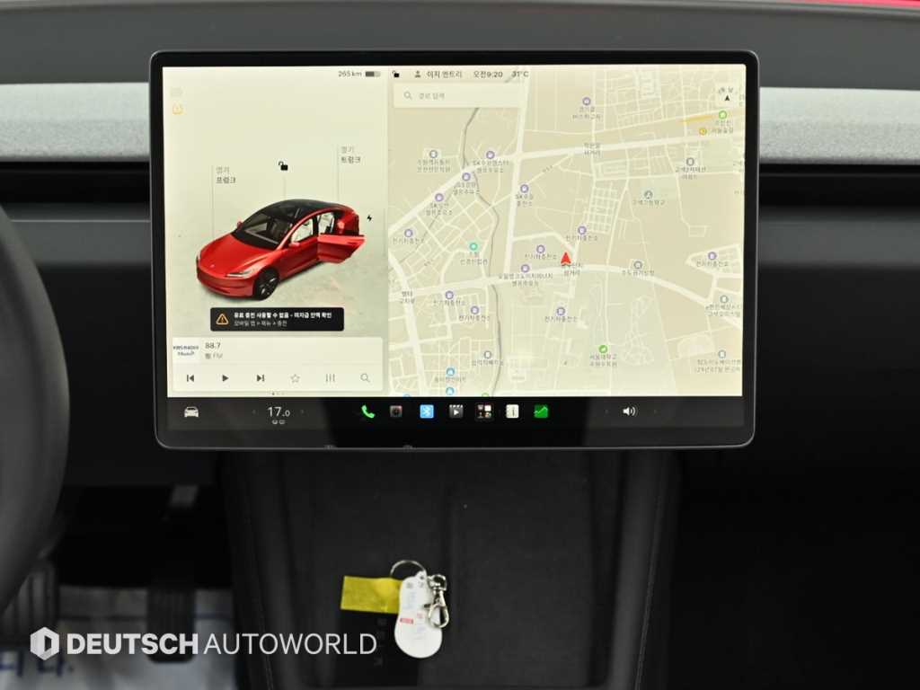 Tesla Model 3 — photo 14