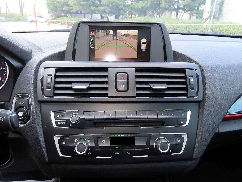 BMW 1-Series — photo 12