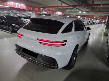 Genesis GV70 — photo 06