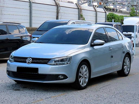 Volkswagen Jetta — photo 02