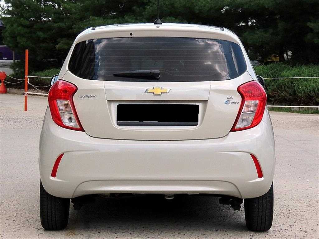CHEVROLET Spark — photo 04