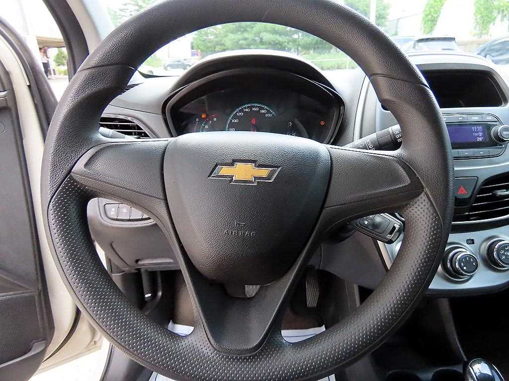 CHEVROLET Spark — photo 08