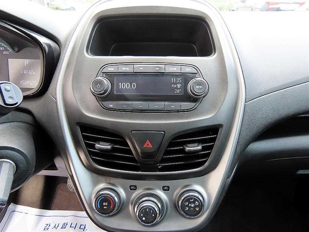 CHEVROLET Spark — photo 13