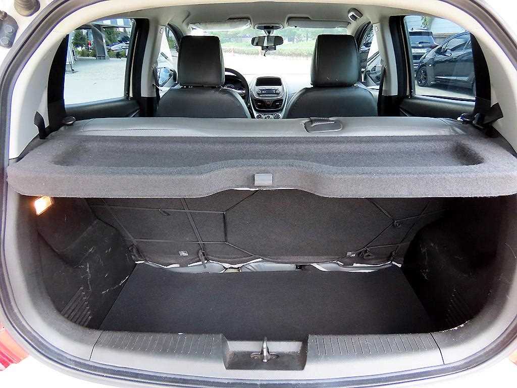CHEVROLET Spark — photo 15