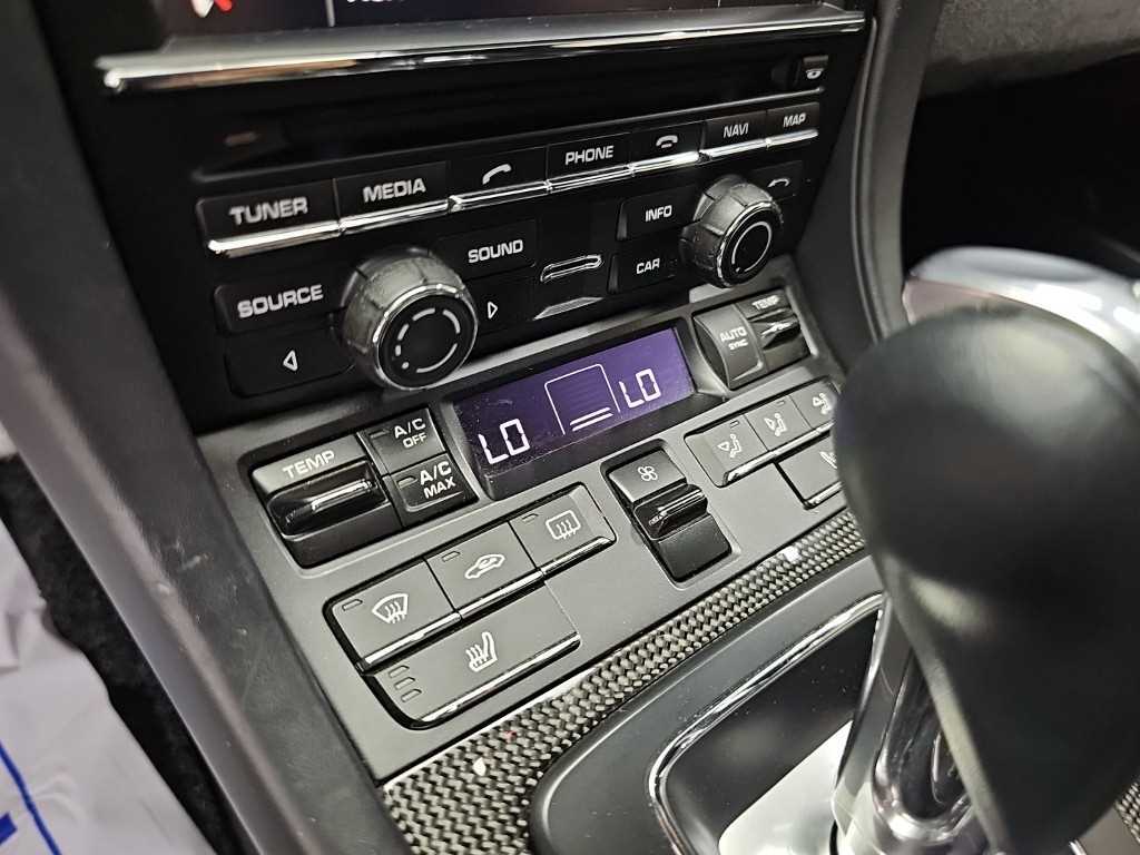 Porsche Boxster — photo 10