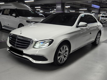 Mercedes-Benz E-Class — photo 02