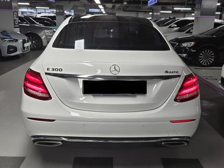 Mercedes-Benz E-Class — photo 04