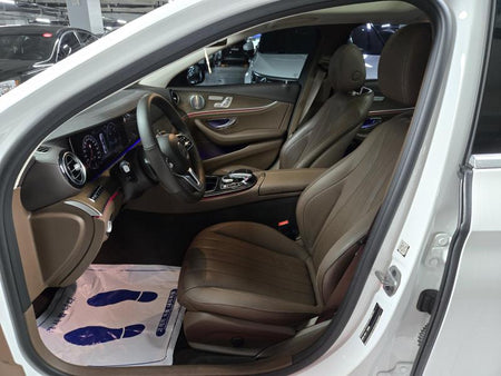 Mercedes-Benz E-Class — photo 05