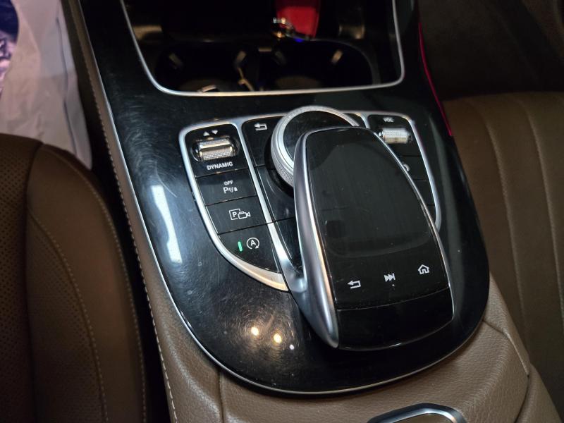 Mercedes-Benz E-Class — photo 12