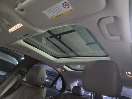Mercedes-Benz E-Class — photo 15