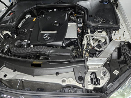 Mercedes-Benz E-Class — photo 19