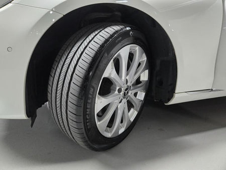 Mercedes-Benz E-Class — photo 20