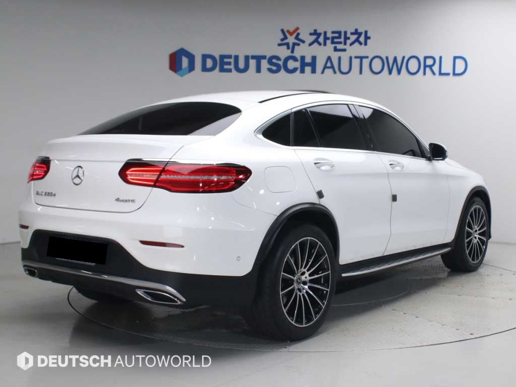 Mercedes-Benz GLC-Class — photo 02