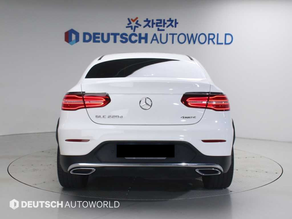 Mercedes-Benz GLC-Class — photo 04