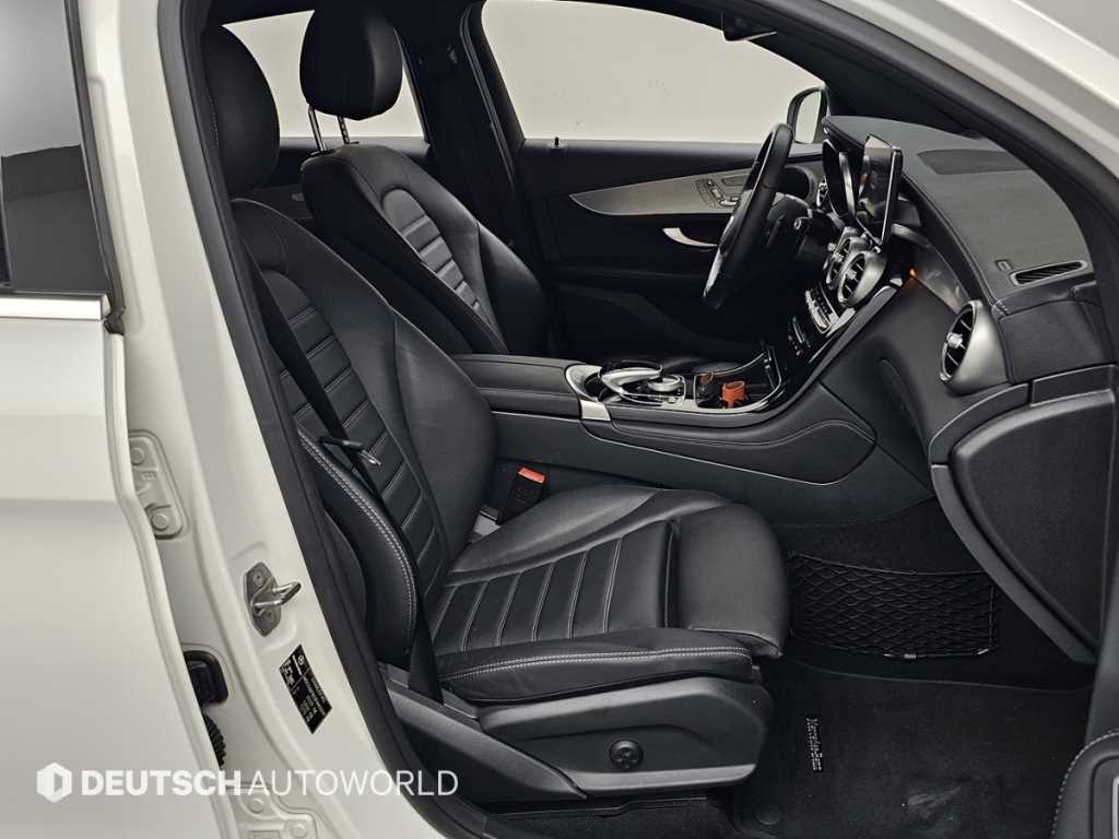 Mercedes-Benz GLC-Class — photo 10
