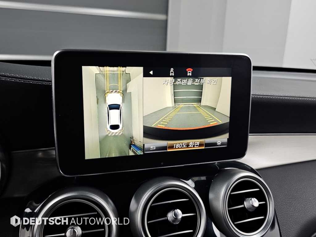 Mercedes-Benz GLC-Class — photo 15