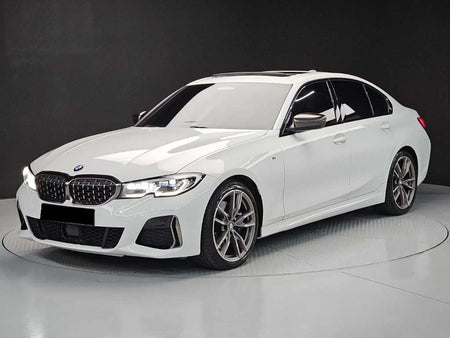 BMW 3-Series — photo 01