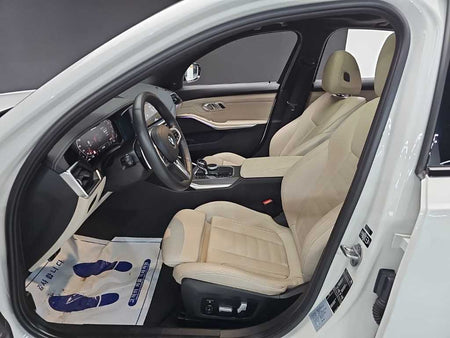 BMW 3-Series — photo 11