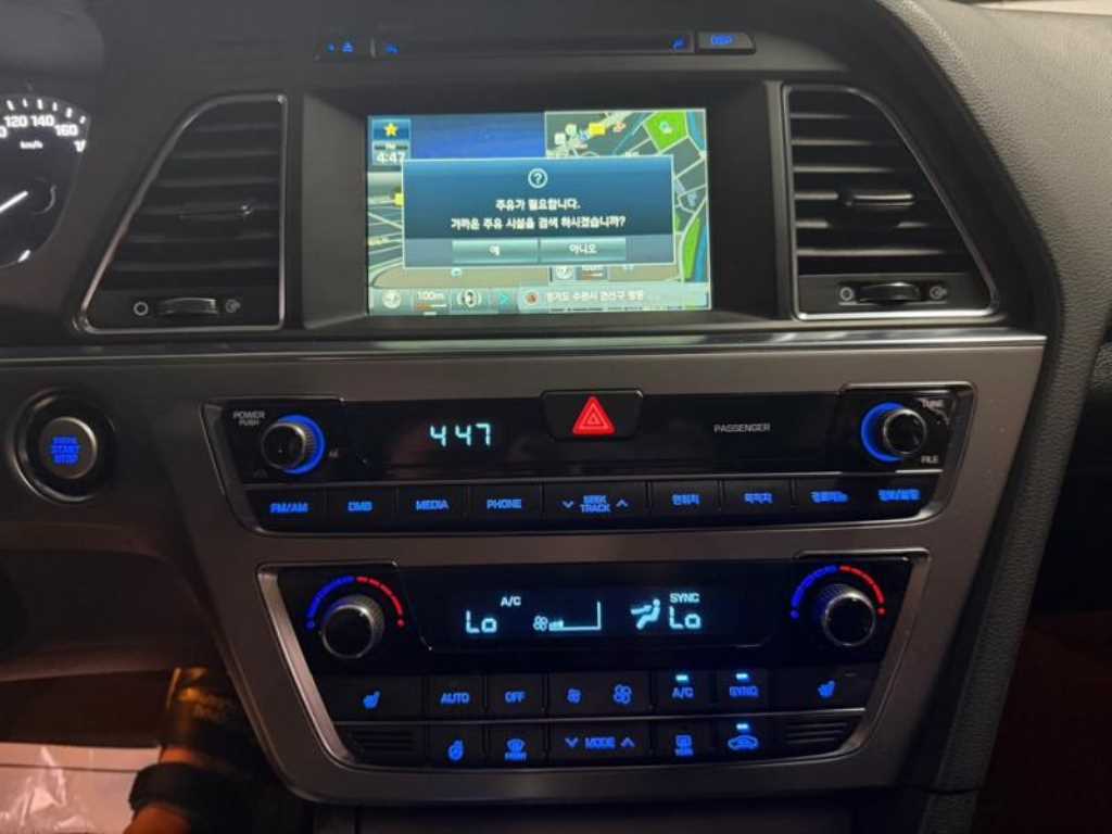 Hyundai Sonata — photo 10