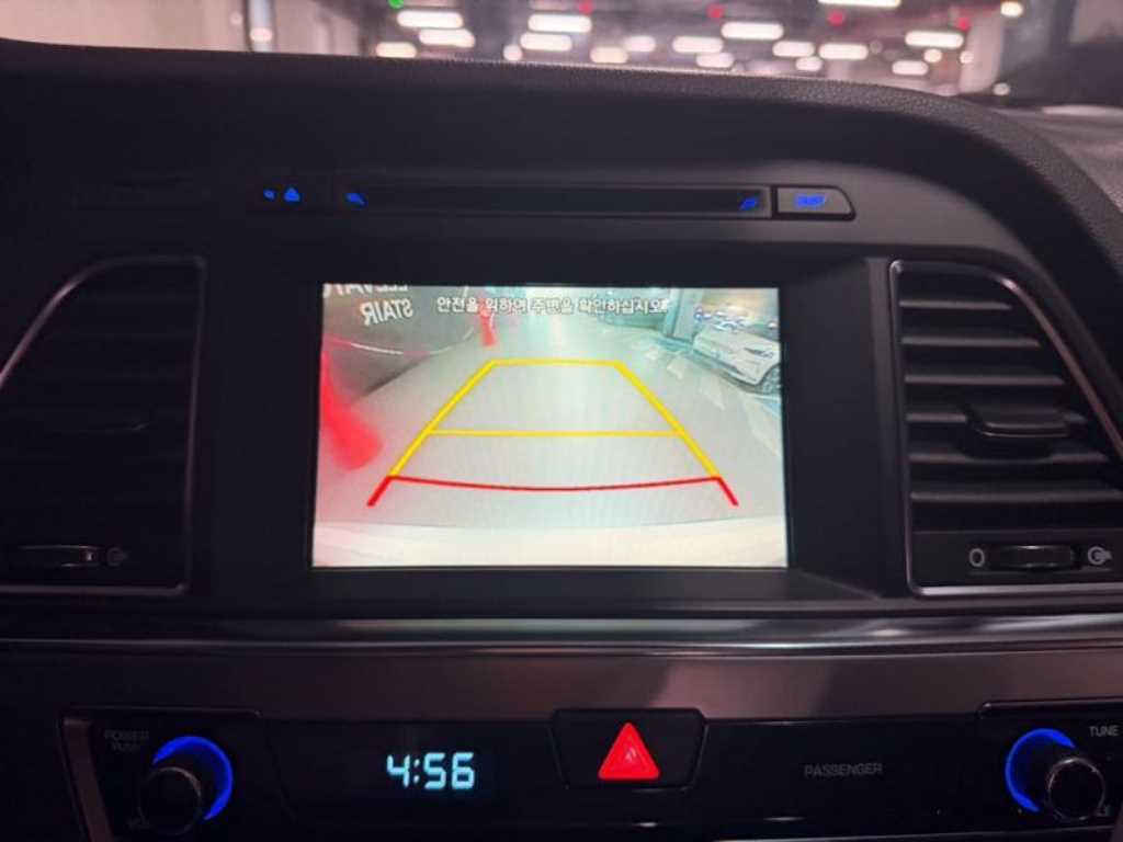 Hyundai Sonata — photo 11