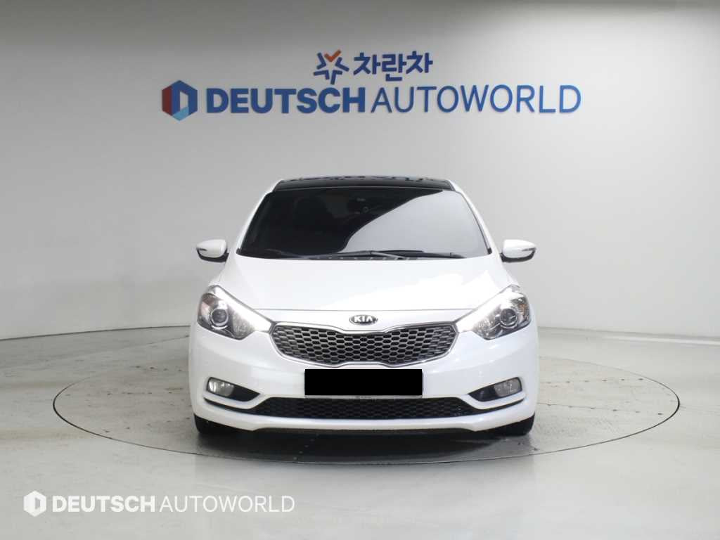 Kia K3 — photo 03