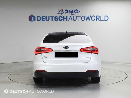 Kia K3 — photo 04