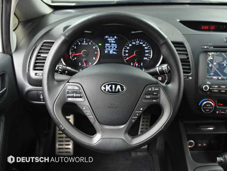 Kia K3 — photo 13