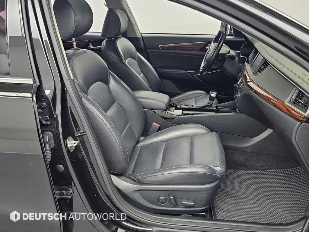 Kia K7 — photo 12