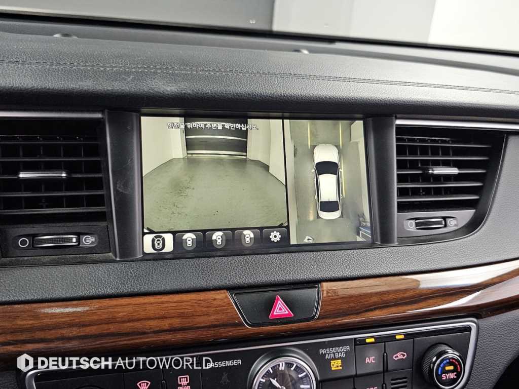 Kia K7 — photo 17