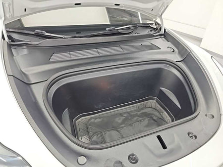 Tesla Model Y — photo 05