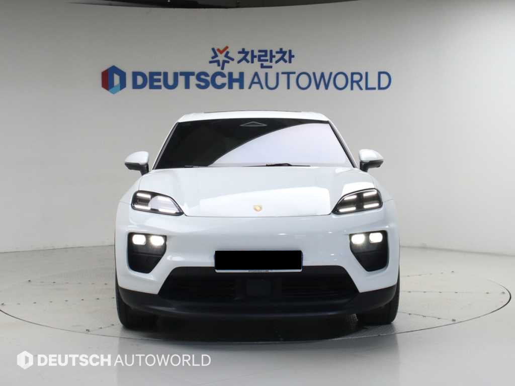 Porsche Macan — photo 03