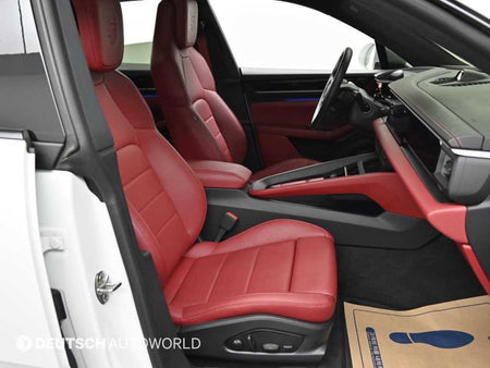 Porsche Macan — photo 10